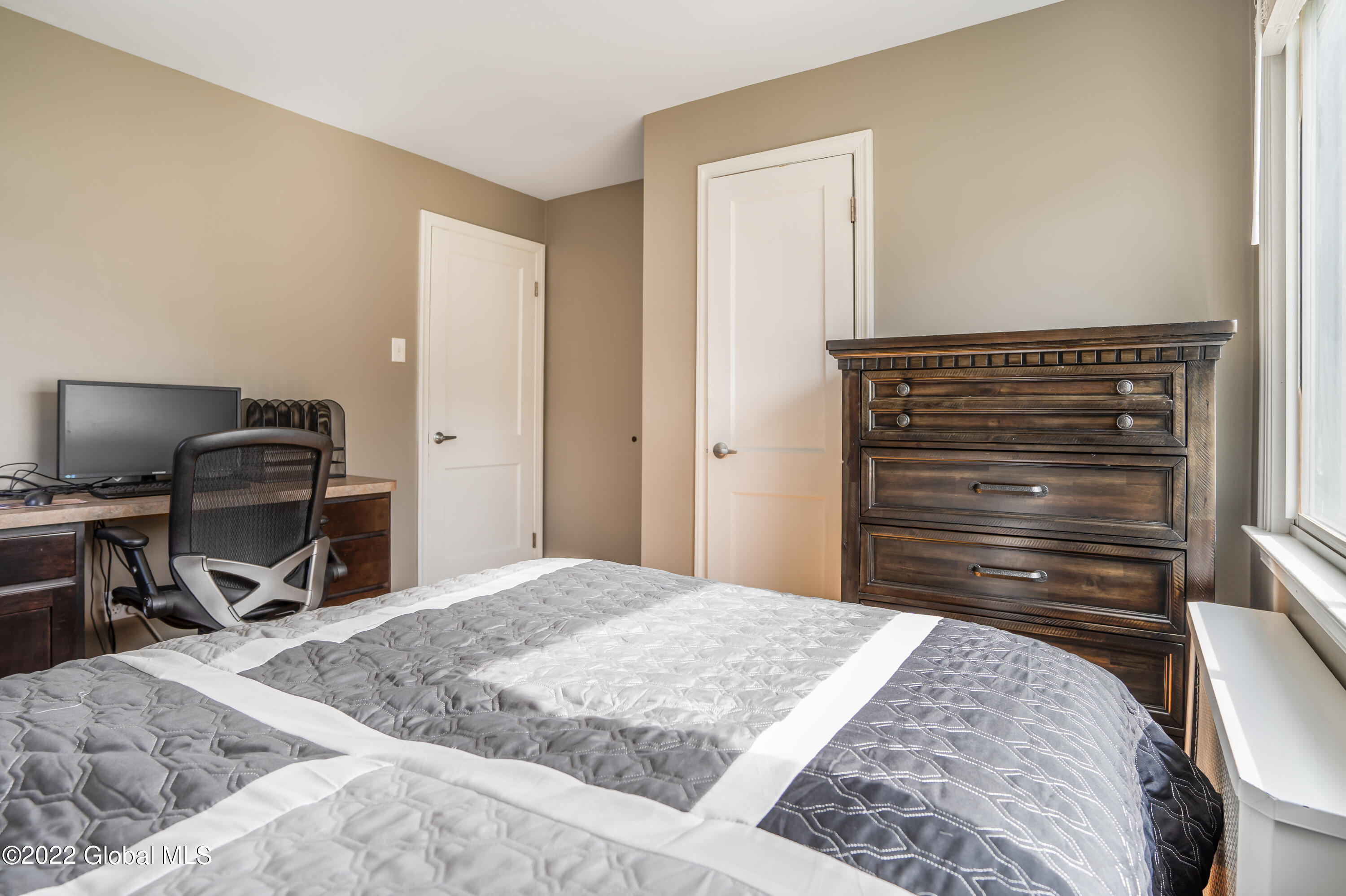1822 Cassella Road Schenectady, NY 12303 - Photo 12 of 24 pic12