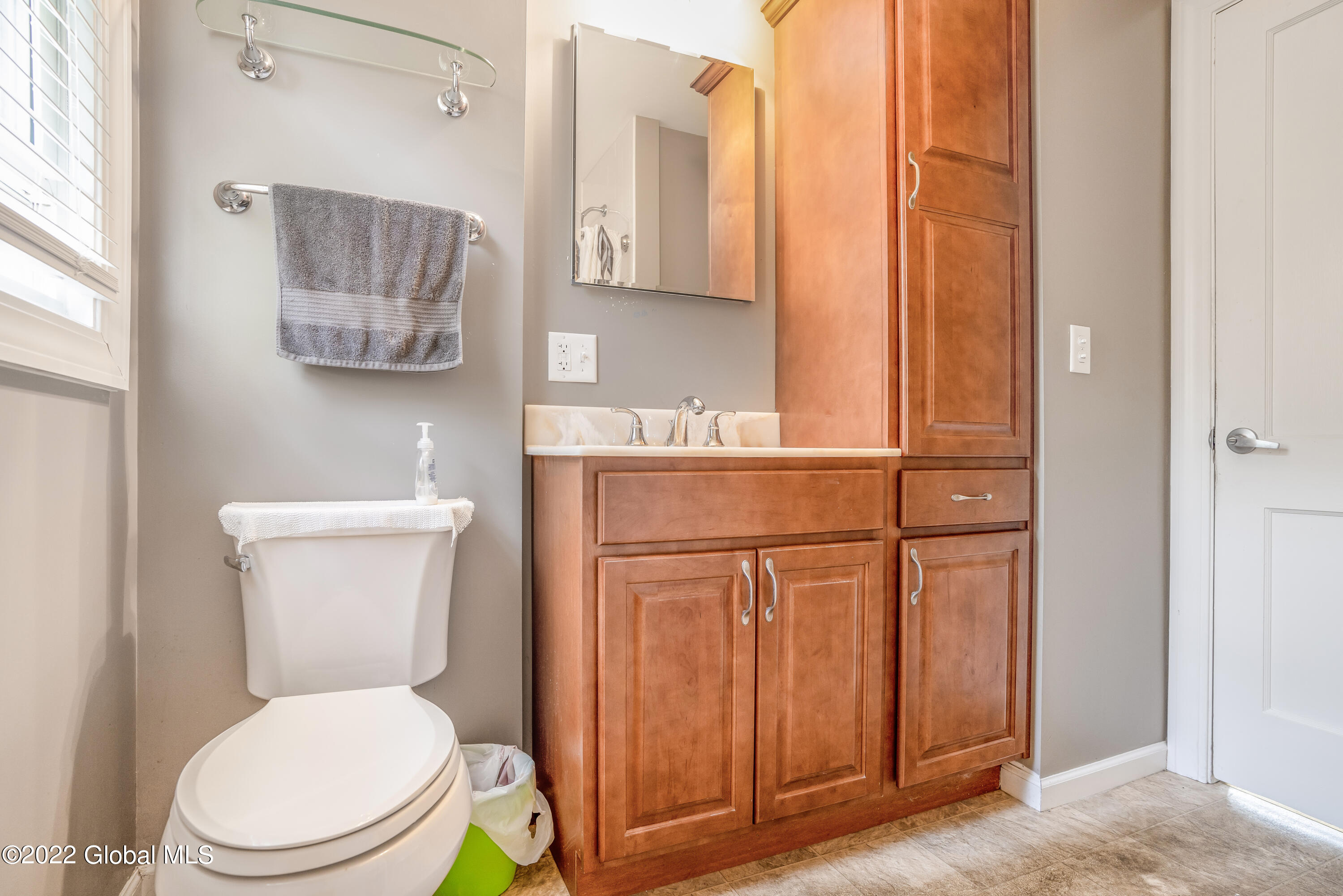 1822 Cassella Road Schenectady, NY 12303 - Photo 14 of 24 pic14