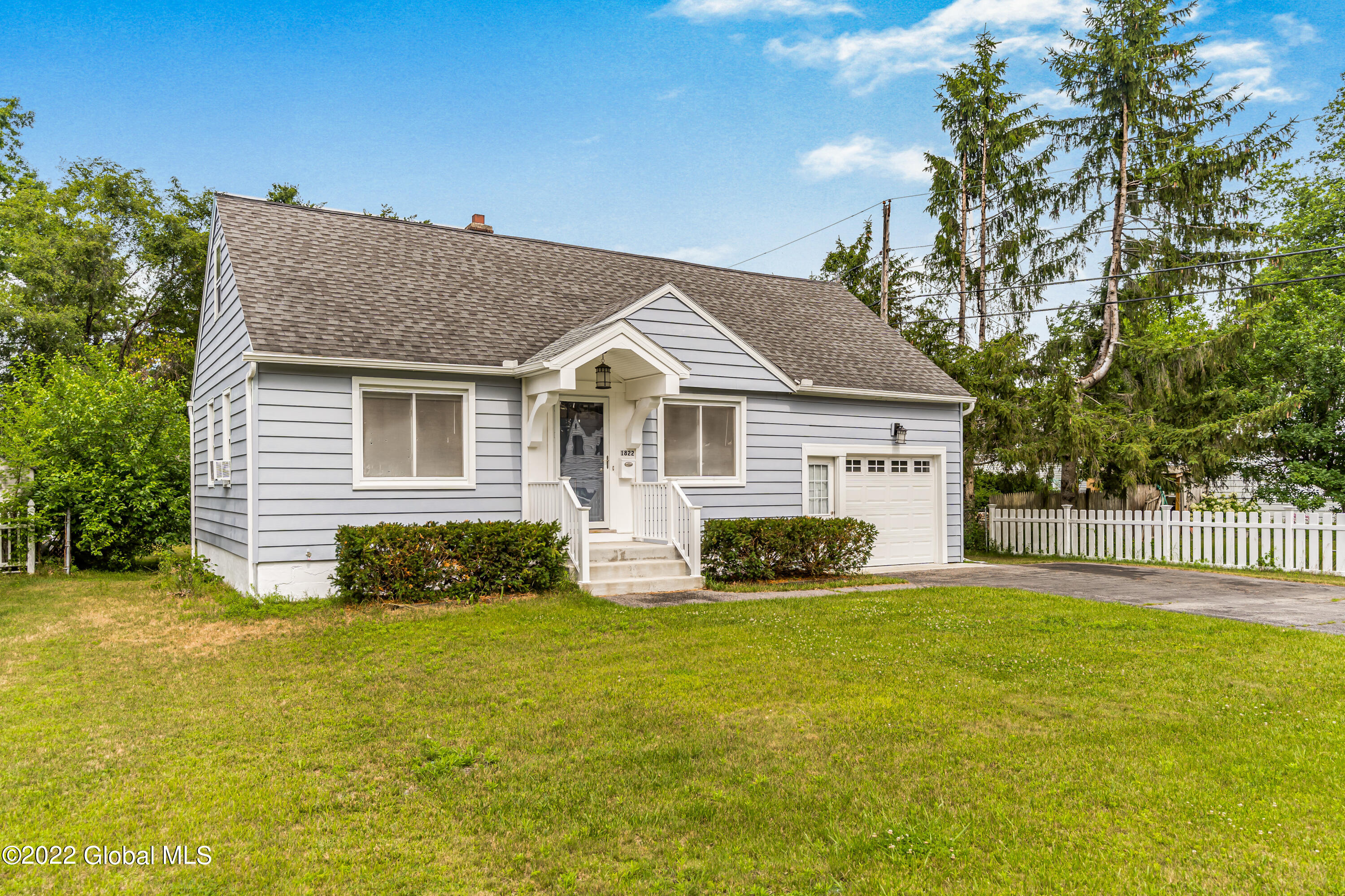 1822 Cassella Road Schenectady, NY 12303 - Photo 2 of 24 pic2
