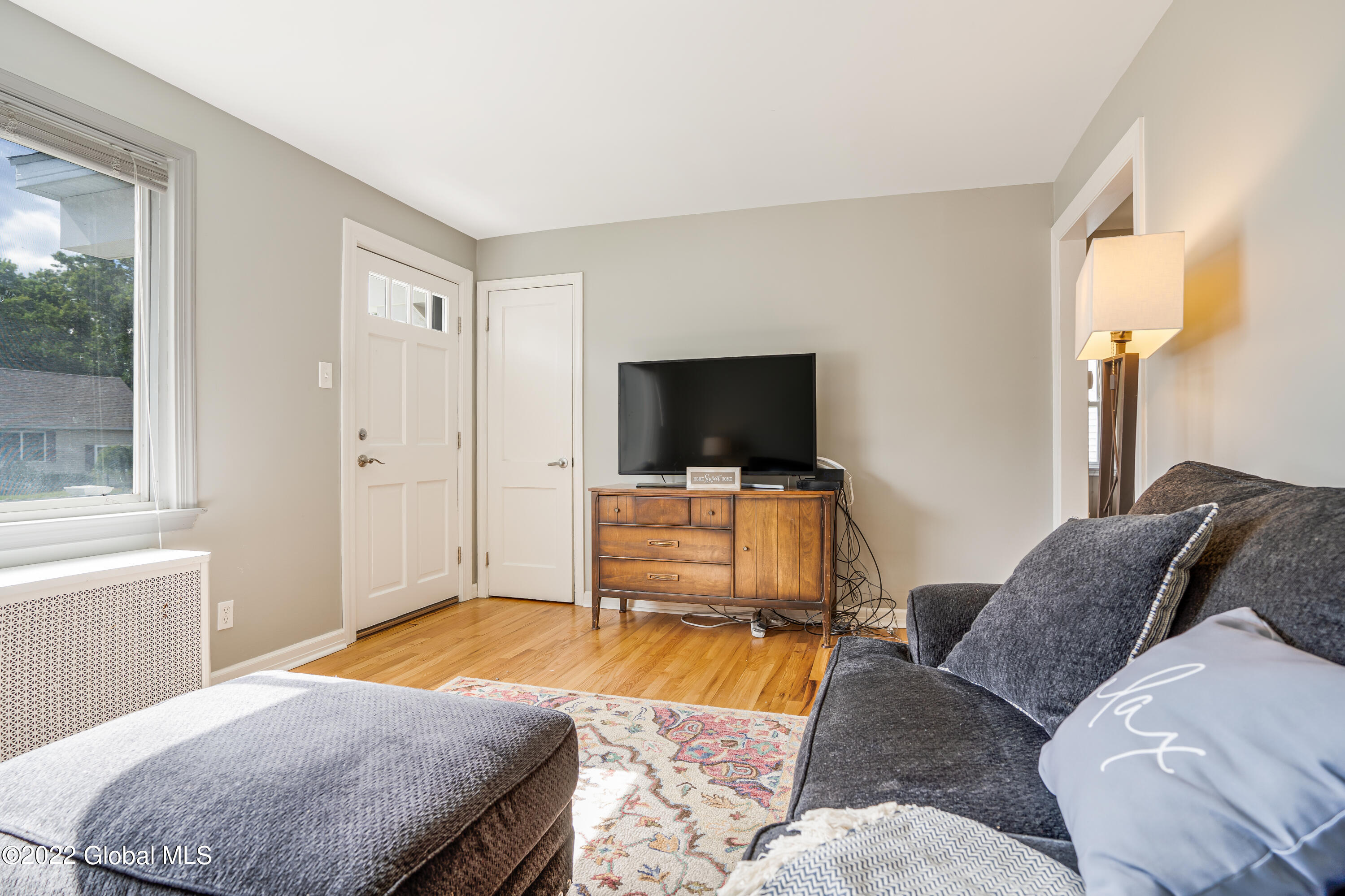 1822 Cassella Road Schenectady, NY 12303 - Photo 4 of 24 pic4
