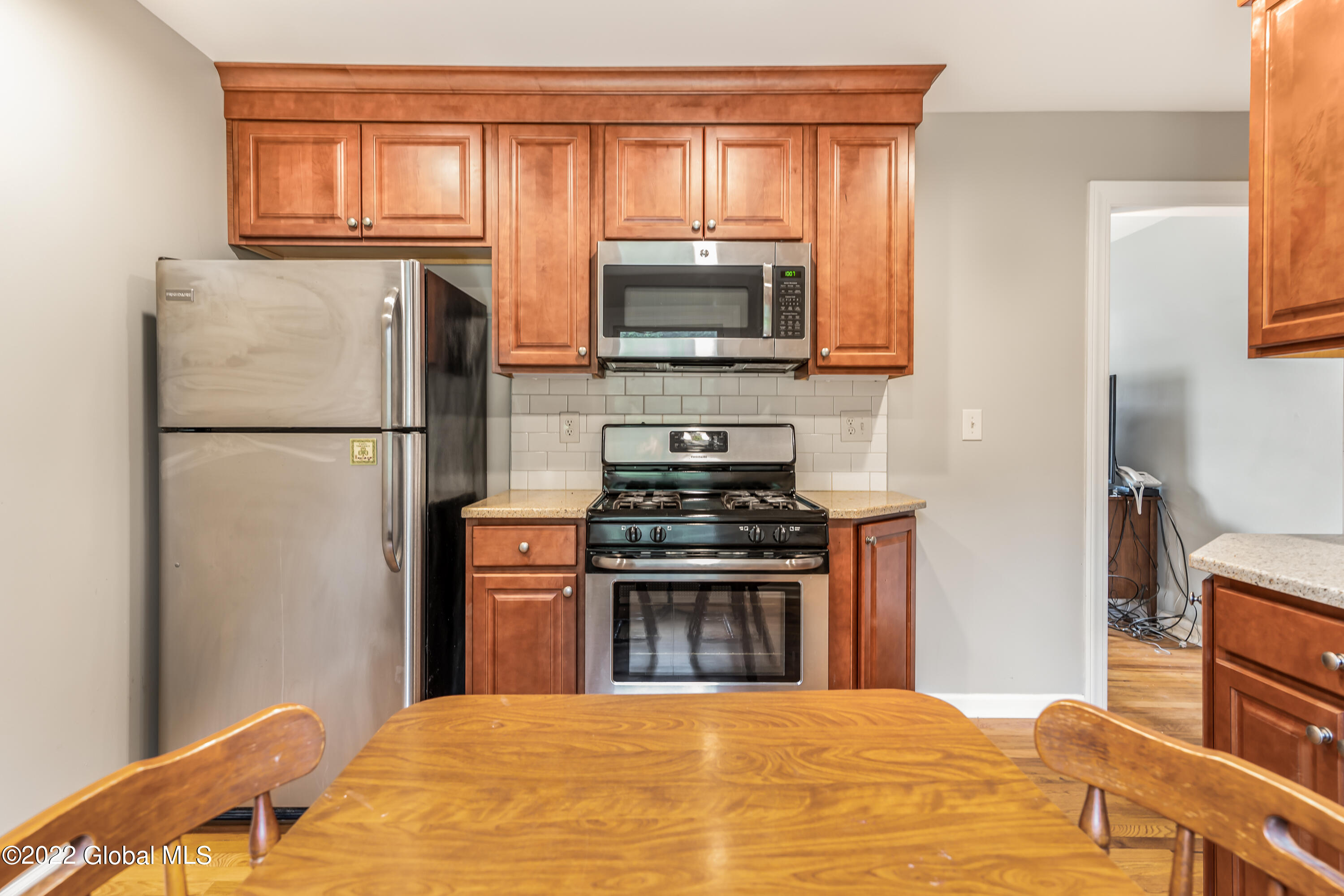 1822 Cassella Road Schenectady, NY 12303 - Photo 9 of 24 pic9