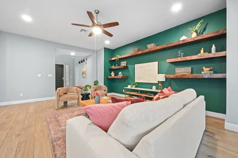 $468,000 | 154 Ashleaf Drive, Buda, TX 78610