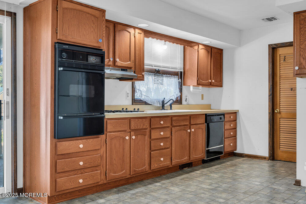 120 Riptide Avenue Manahawkin, NJ 08050 - Photo 13 of 30 016_dsc06152_269