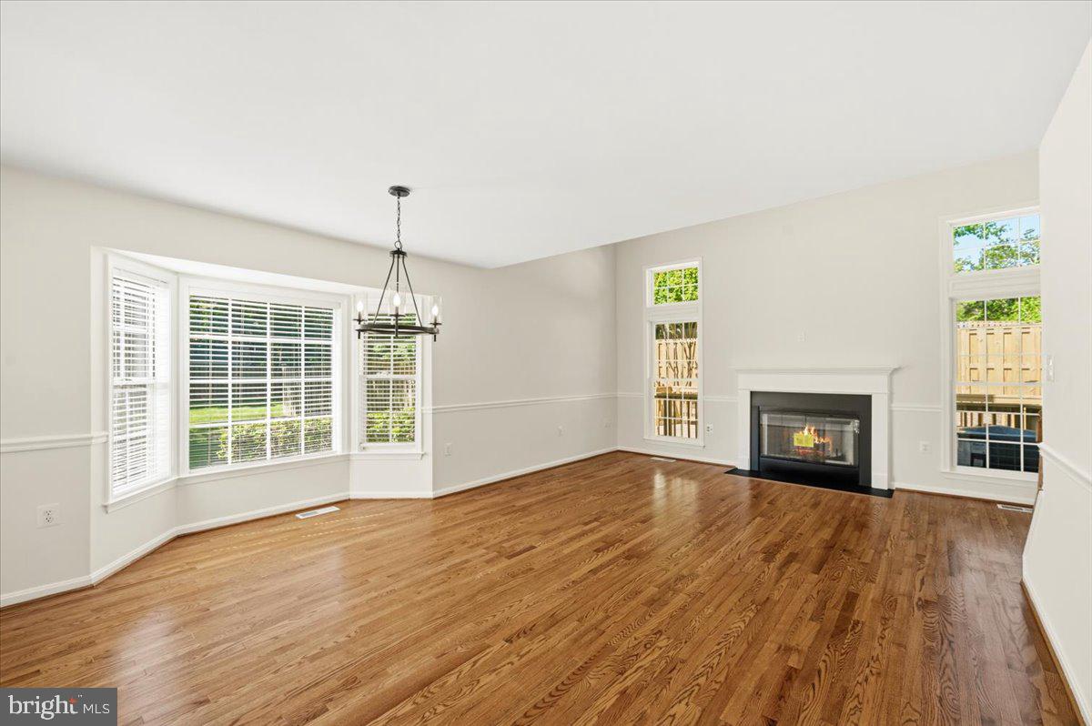 7928 Gambrill Court Springfield, VA 22153 - Photo 9 of 39 Living Room