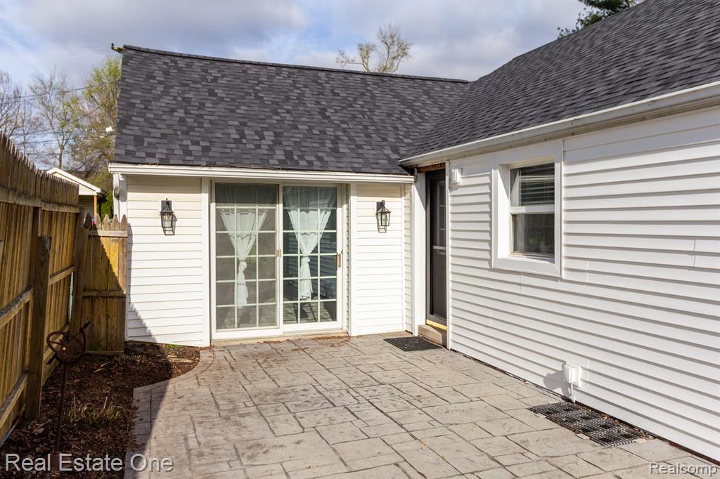 1433 Courtland Boulevard Rochester Hills, MI 48307 - Photo 29 of 35