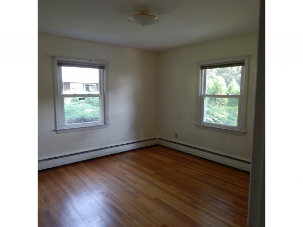 195 River Road Manchester, NH 03104 - Photo 18 of 23 Gallery Image 18