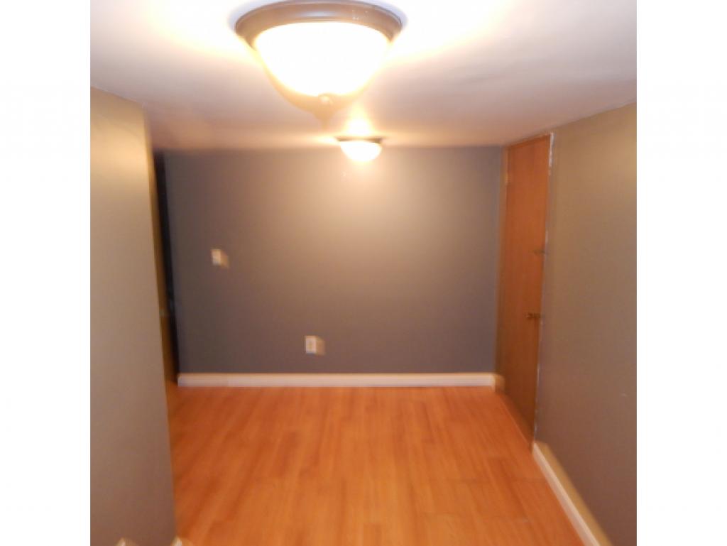 195 River Road Manchester, NH 03104 - Photo 20 of 23 Gallery Image 20
