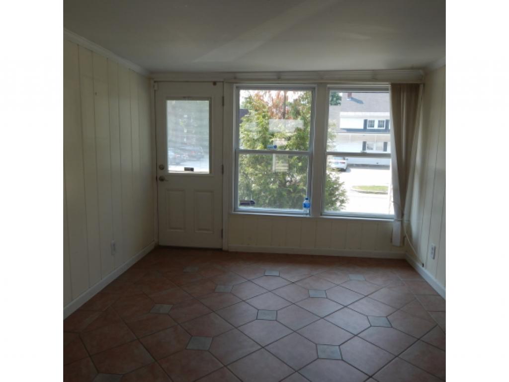 195 River Road Manchester, NH 03104 - Photo 5 of 23 Gallery Image 5