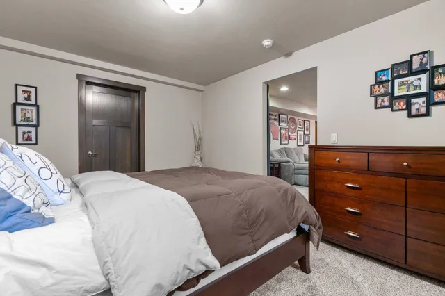 $675,000 | 2053 West Sugar Court, Appleton, WI 54913