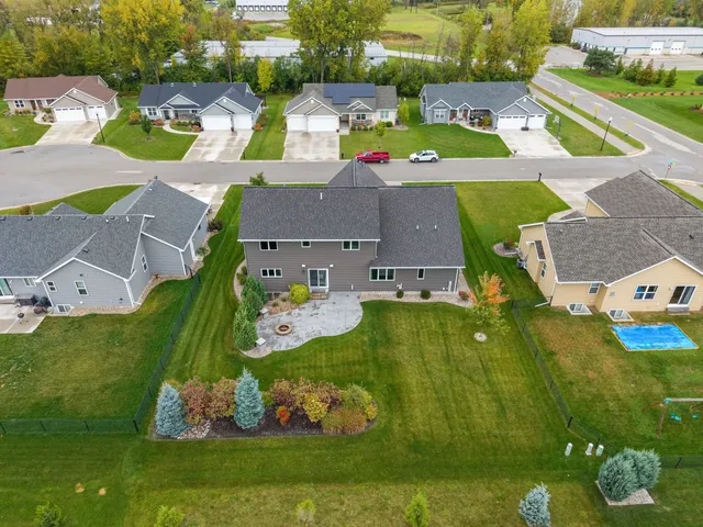 $675,000 | 2053 West Sugar Court, Appleton, WI 54913