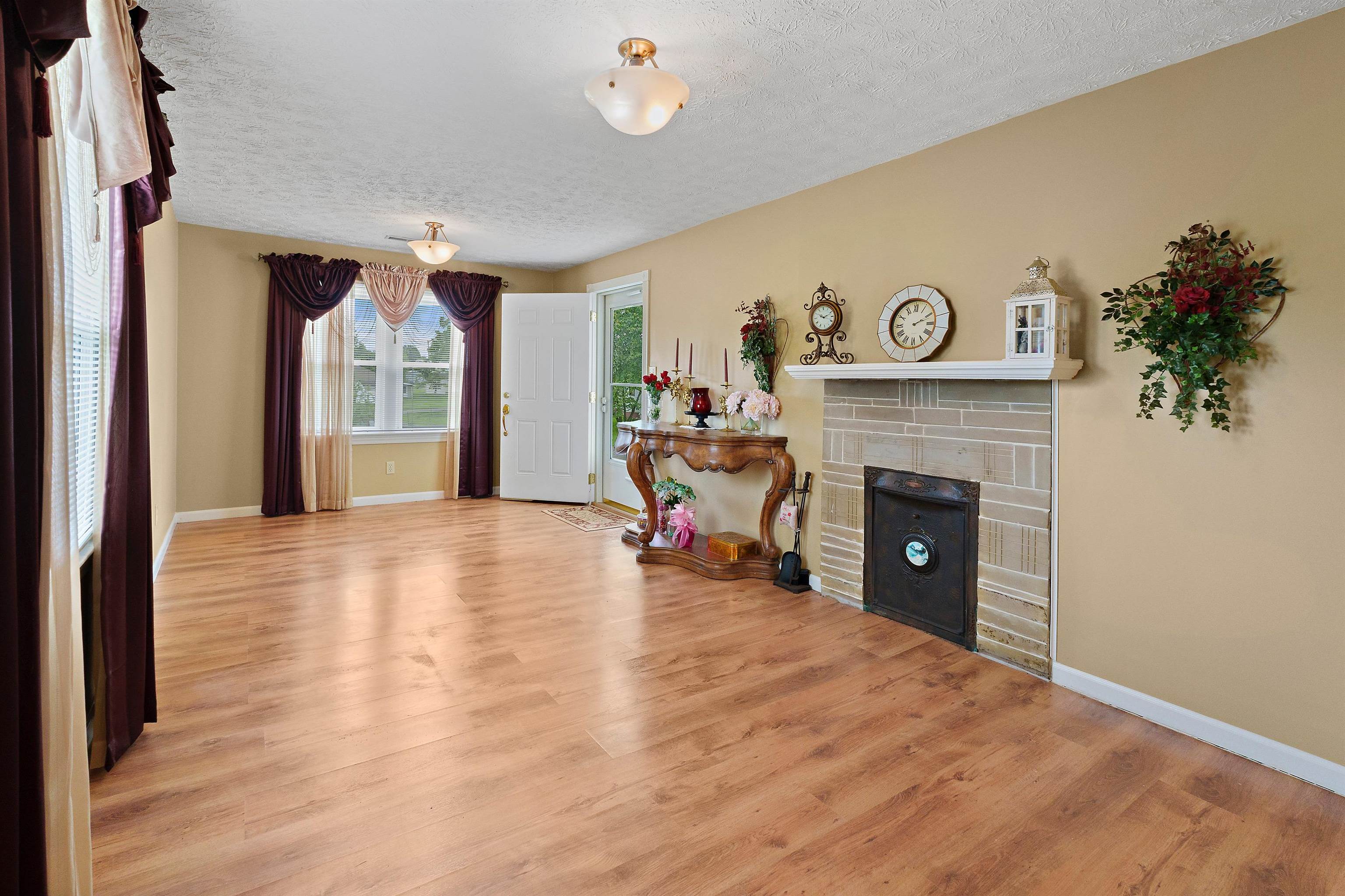 1304 Bluegrass Street Flatwoods, KY 41139 - Photo 5 of 20