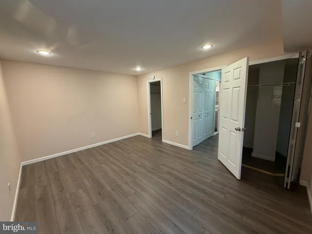 $1,500 | 606 Hazell Lane, Philadelphia, PA 19116