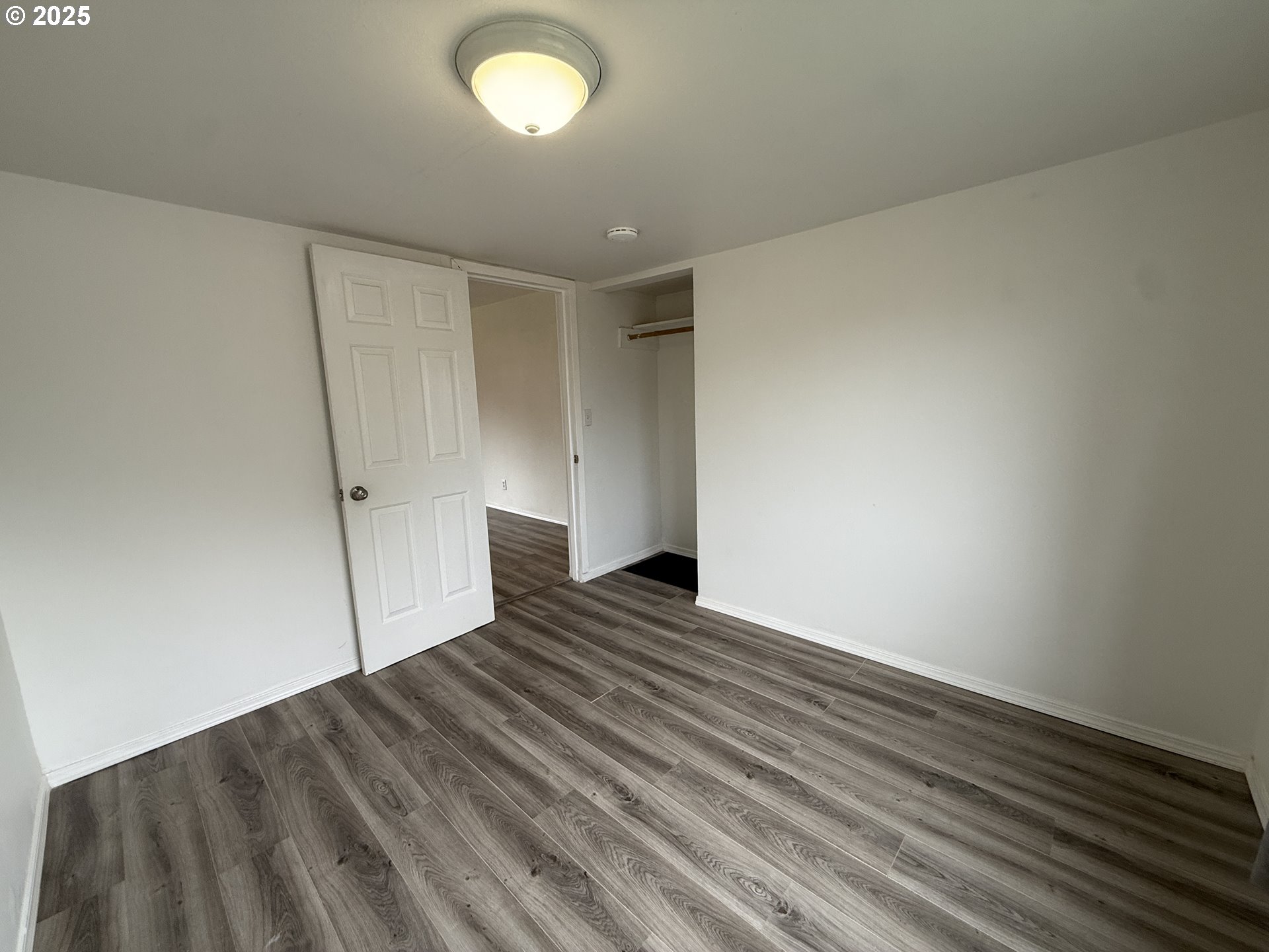 340 Radar Road Coos Bay, OR 97420 - Photo 30 of 47 Bedroom