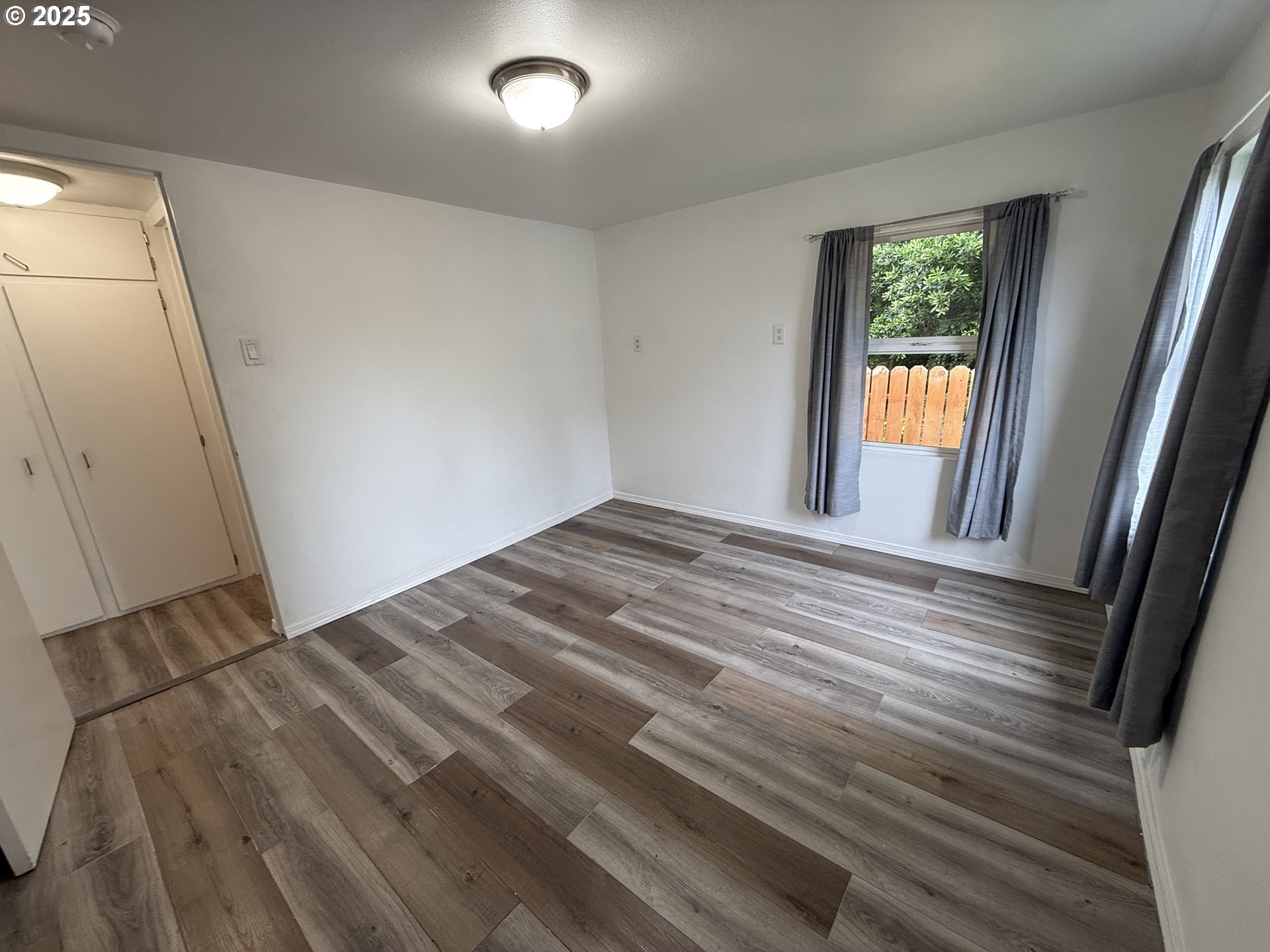 340 Radar Road Coos Bay, OR 97420 - Photo 38 of 47 Bedroom