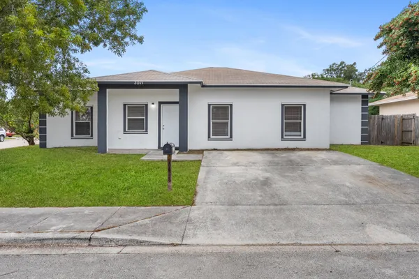 $450,000 | 3011 Avenue M, Riviera Beach, FL 33404