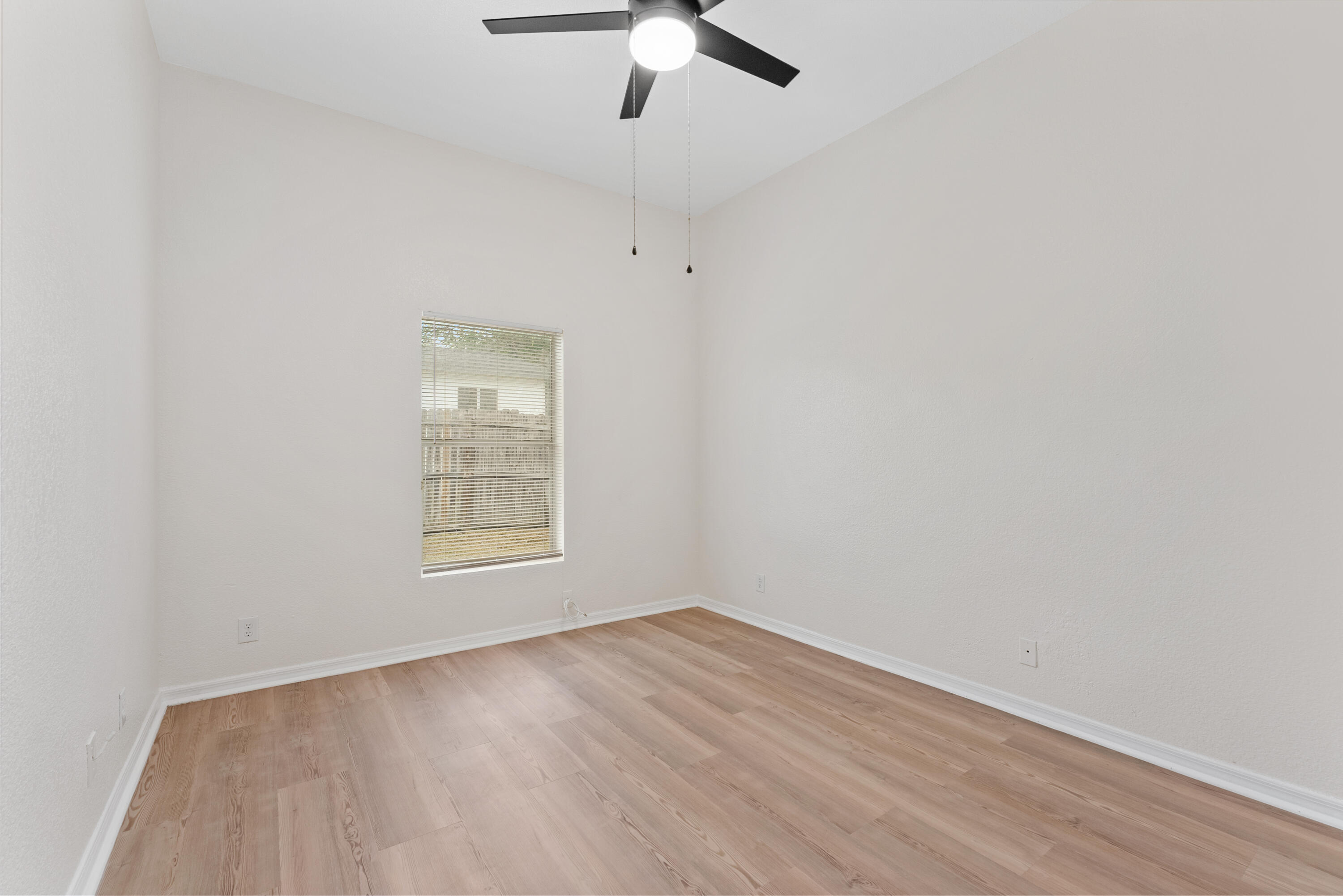 3011 Avenue M Riviera Beach, FL 33404 - Photo 21 of 35 bedroom 4