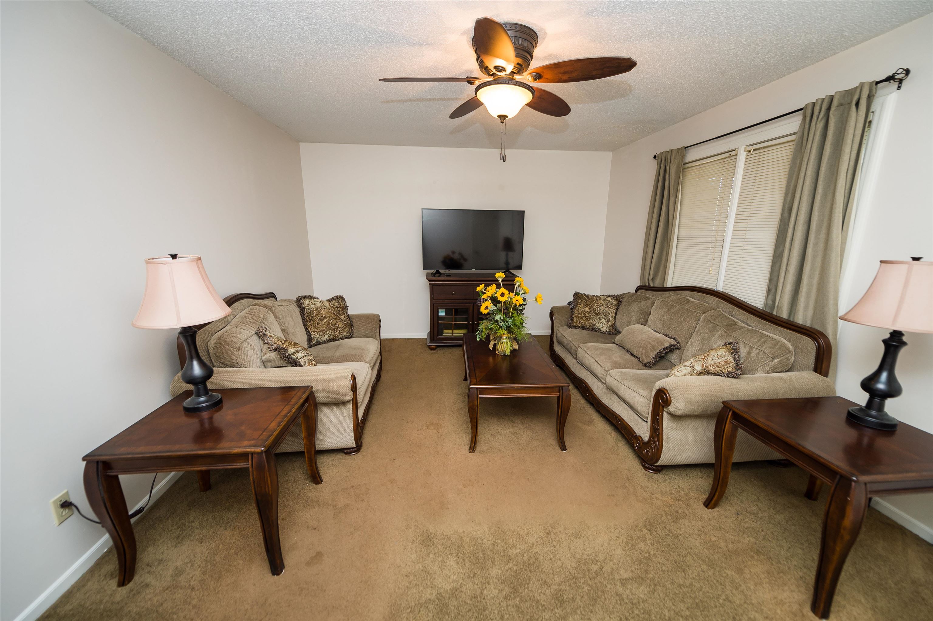 461 Geddis Road Inman, SC 29349 - Photo 3 of 32