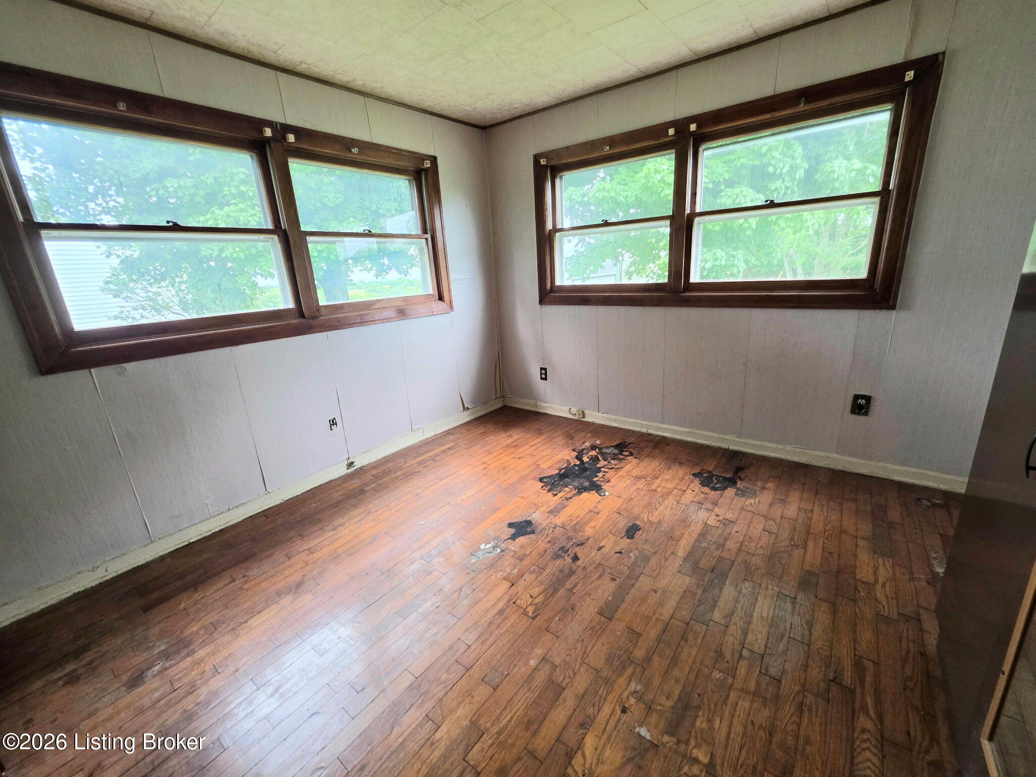 6153 Chaplin Road Willisburg, KY 40078 - Photo 9 of 13 Bedroom