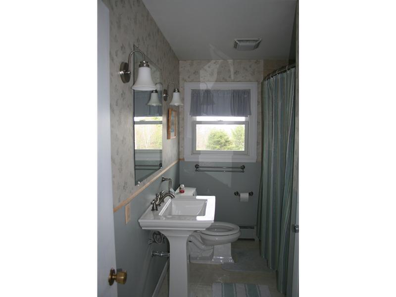 99 Allen Hill Road Oxford, ME 04270 - Photo 11 of 25 Bathroom.