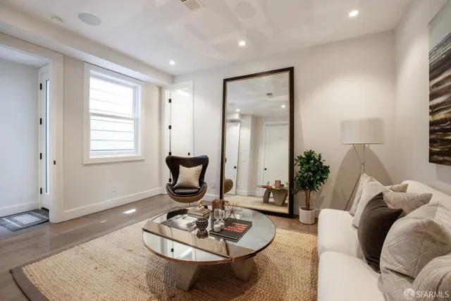 $12,000 | 903 Minnesota Street, San Francisco, CA 94107