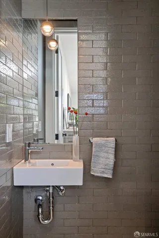 $12,000 | 903 Minnesota Street, San Francisco, CA 94107