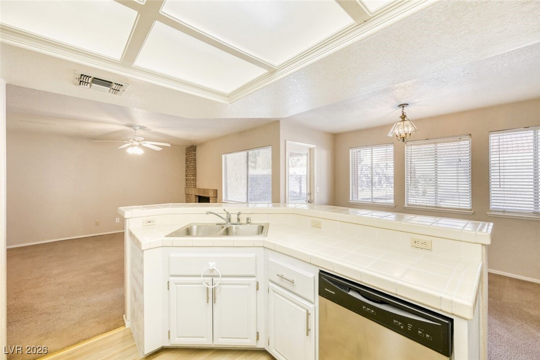 395 Chadwick Circle Henderson, NV 89014 - Photo 11 of 24