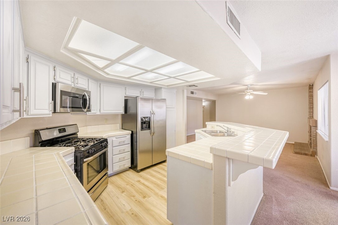 395 Chadwick Circle Henderson, NV 89014 - Photo 12 of 24