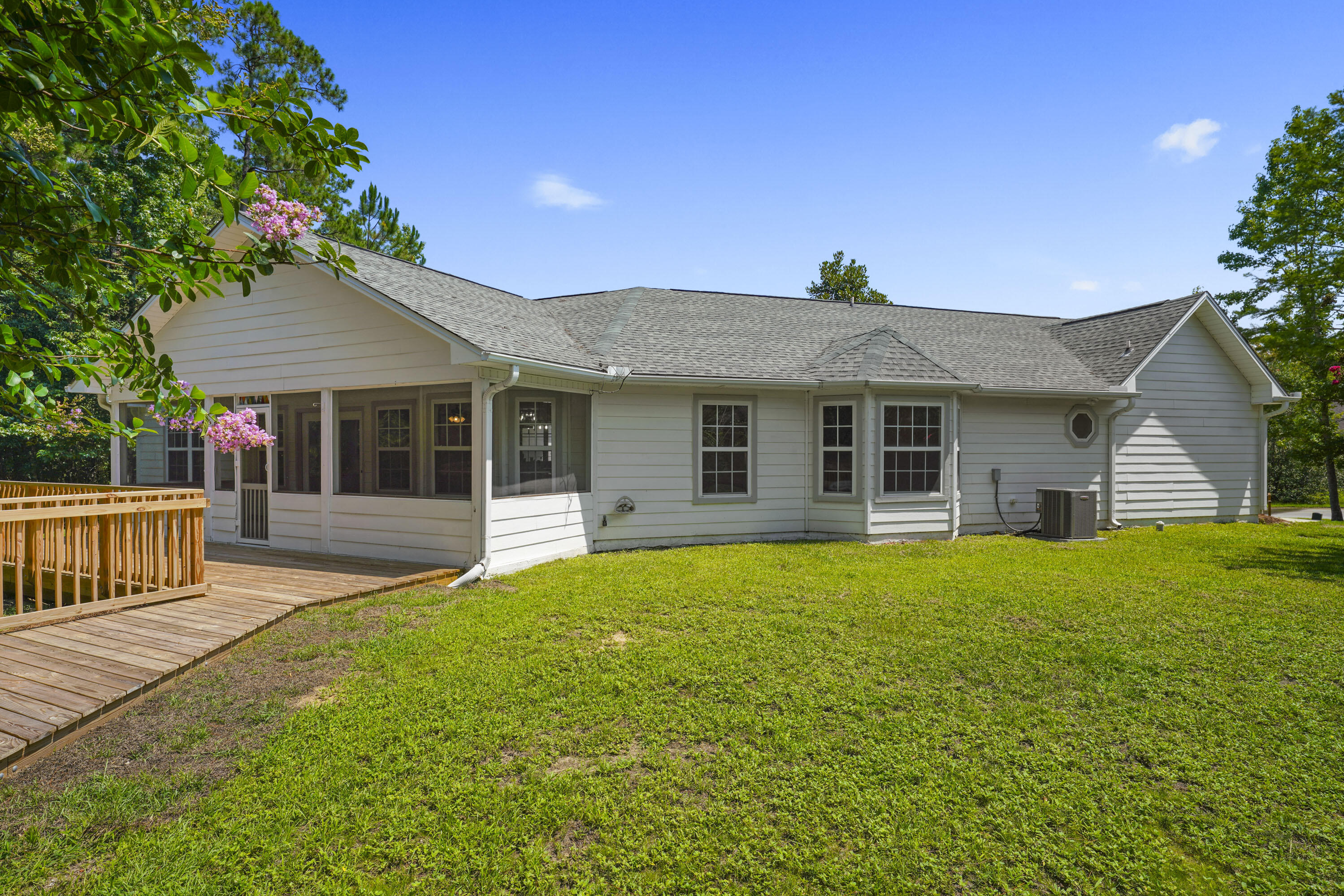 101 Golf Course Drive Crestview, FL 32536 - Photo 34 of 44 10