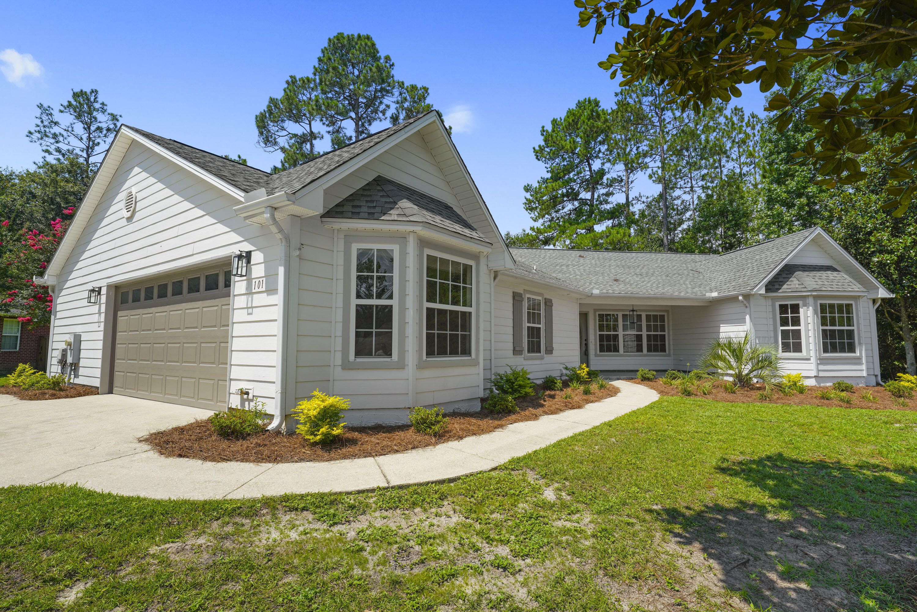 101 Golf Course Drive Crestview, FL 32536 - Photo 42 of 44 04