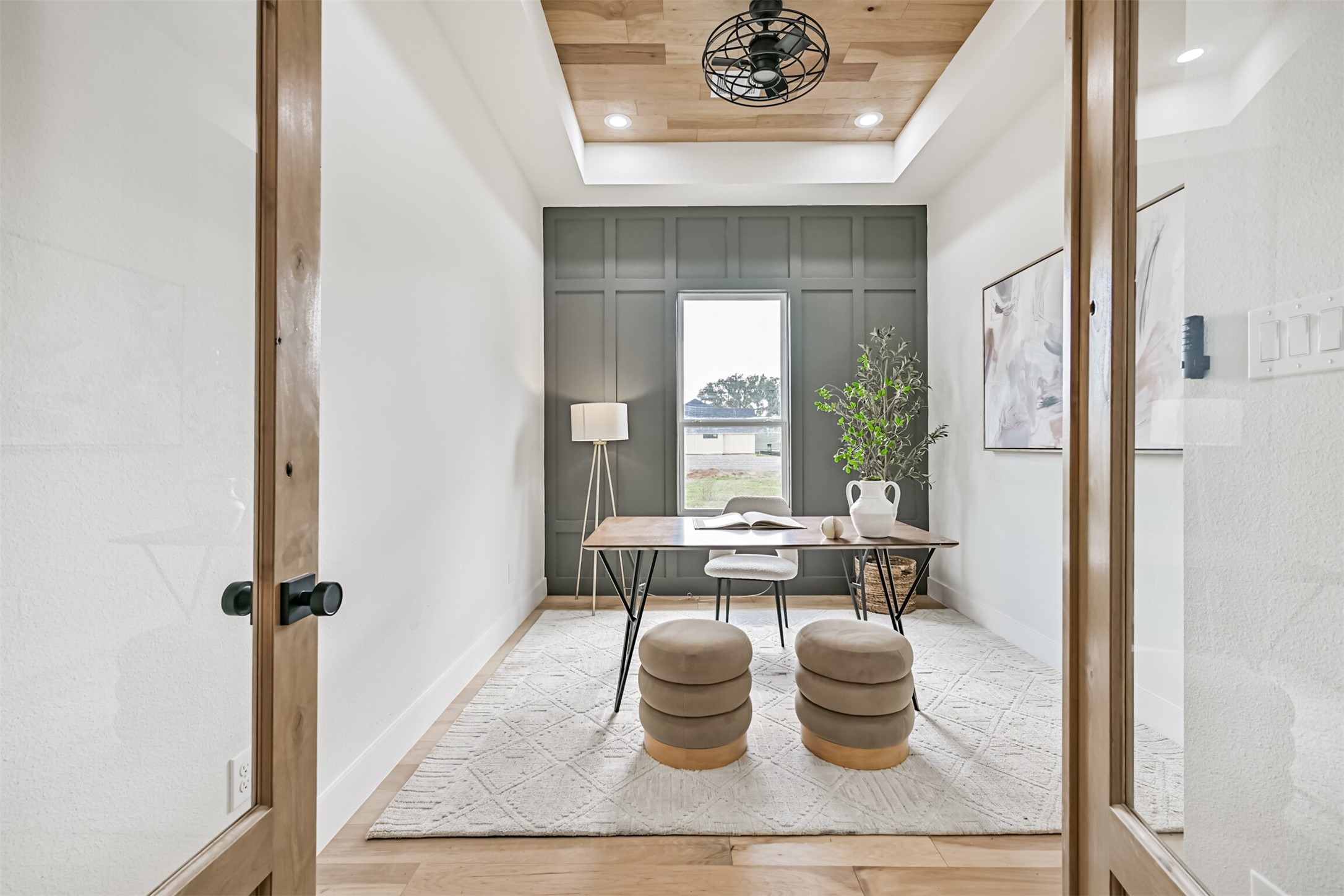 208 Pony Trail Angleton, TX 77515 - Photo 26 of 50 a living room with furniture and a window