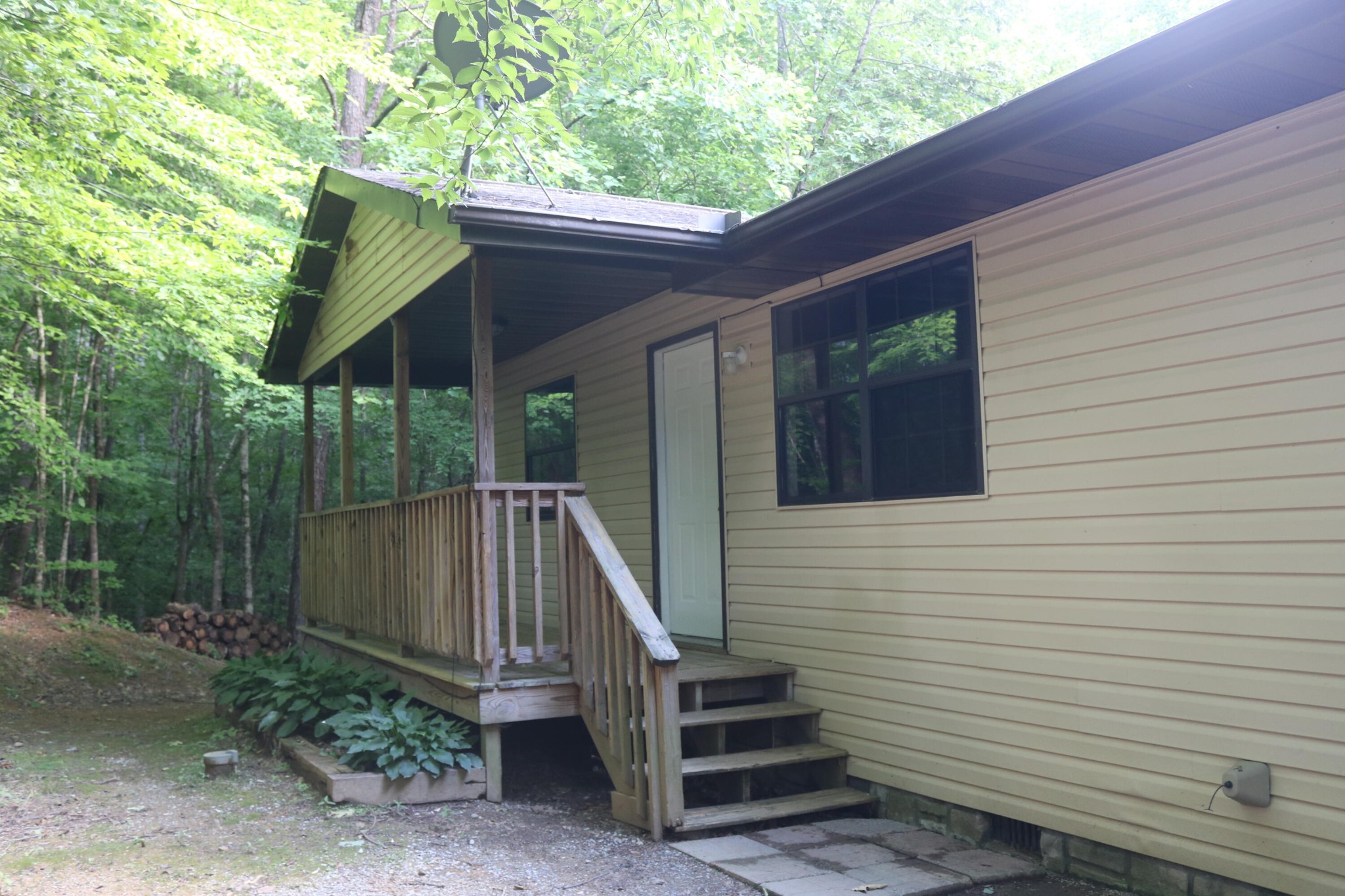 3255 Rubye Road Sevierville, TN 37876 - Photo 3 of 17