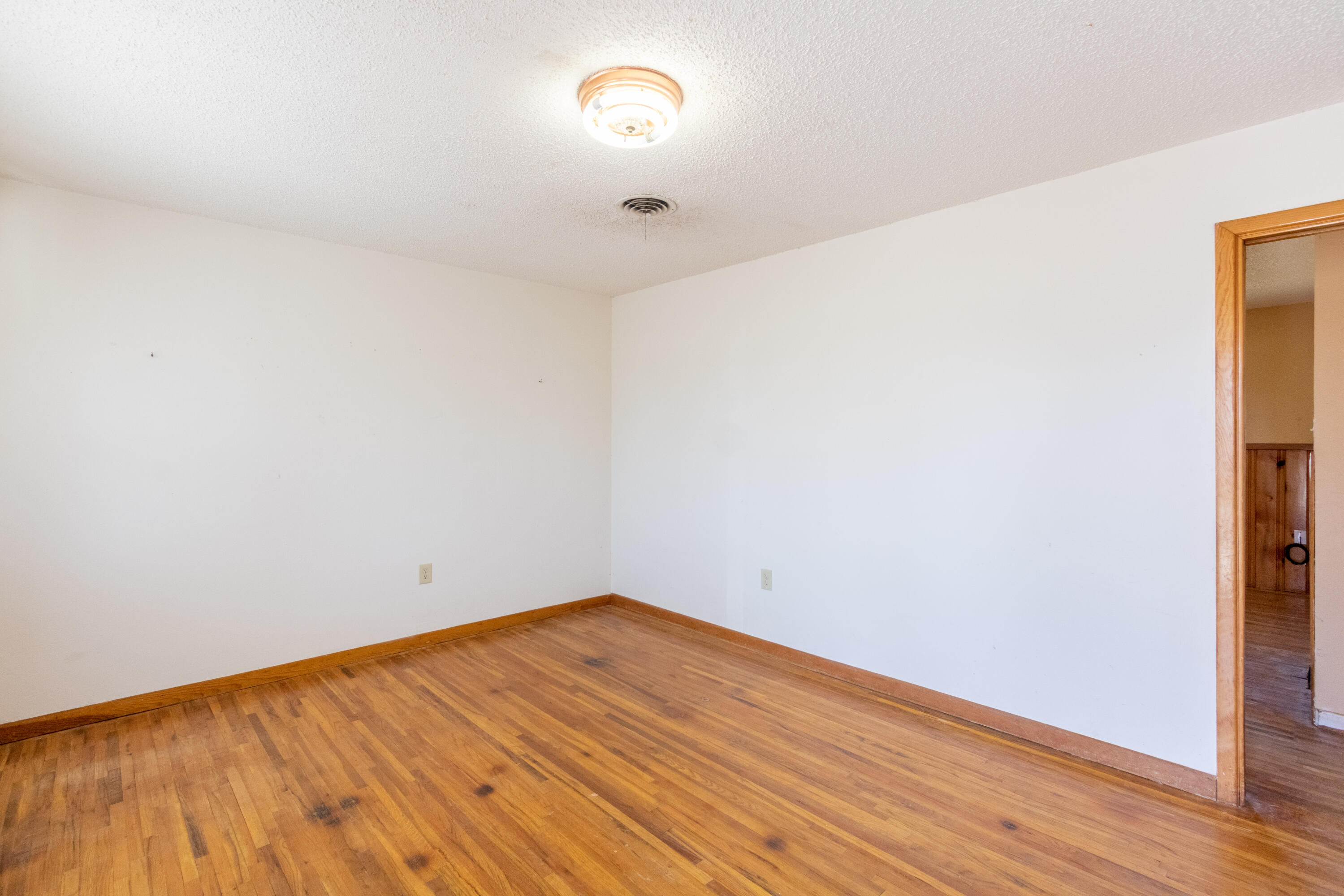4817 C R 3300 Slaton, TX 79364 - Photo 7 of 30 Living Area