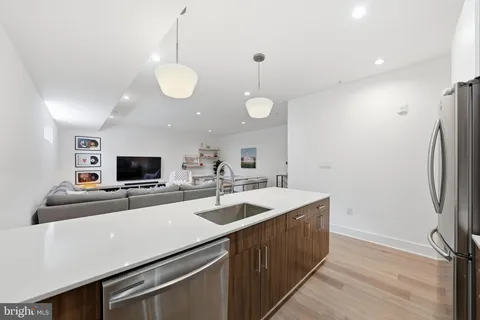 $475,000 | 826 Upshur Street Northwest, Unit 2, Washington, DC 20011