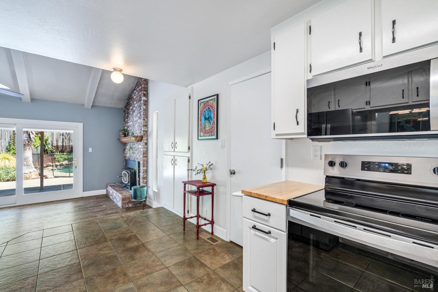 6537 Birch Drive Santa Rosa, CA 95404 - Photo 13 of 29