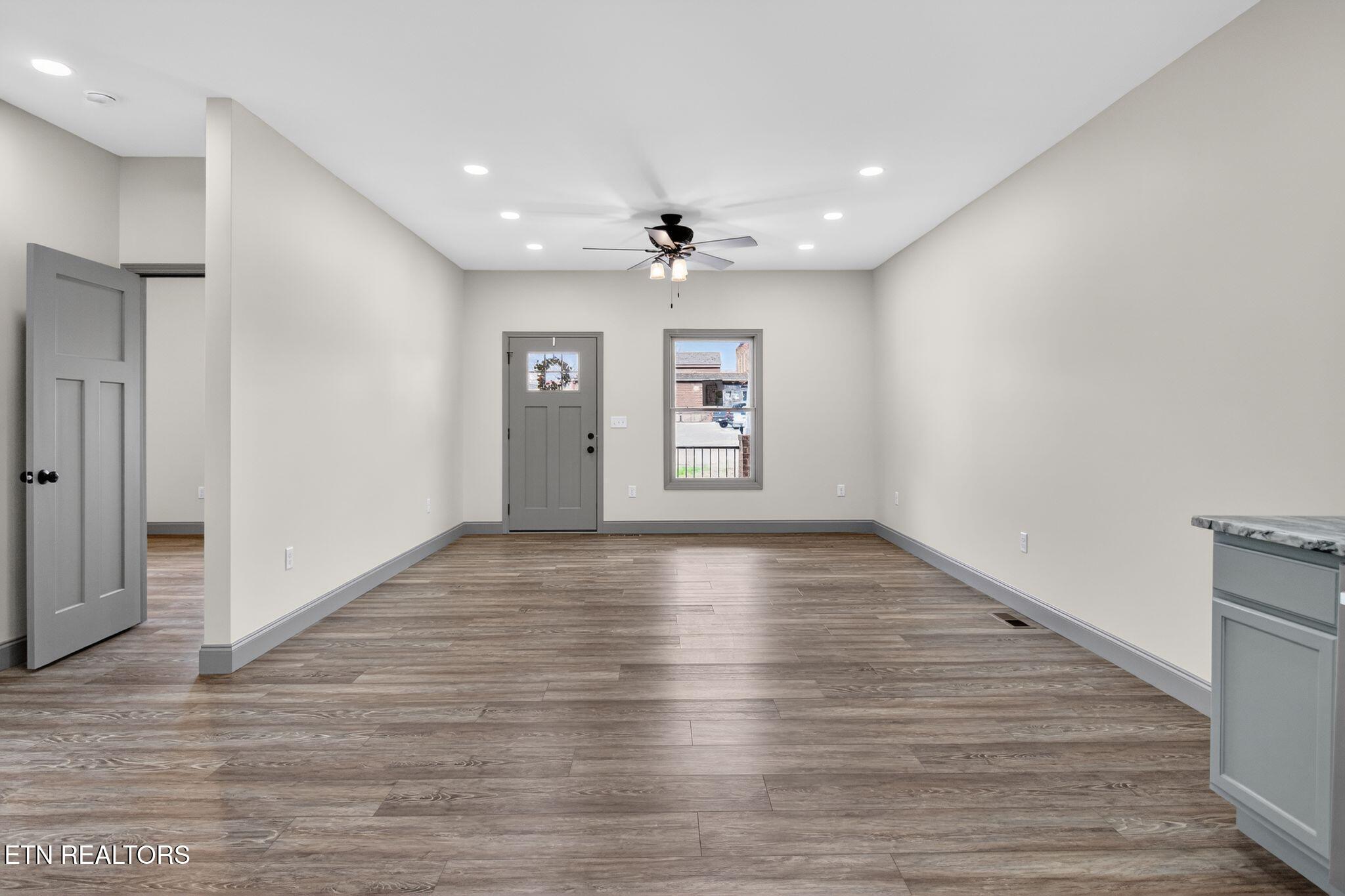 201 Cedar Street Loudon, TN 37774 - Photo 14 of 36 beyc69691d9410b8d