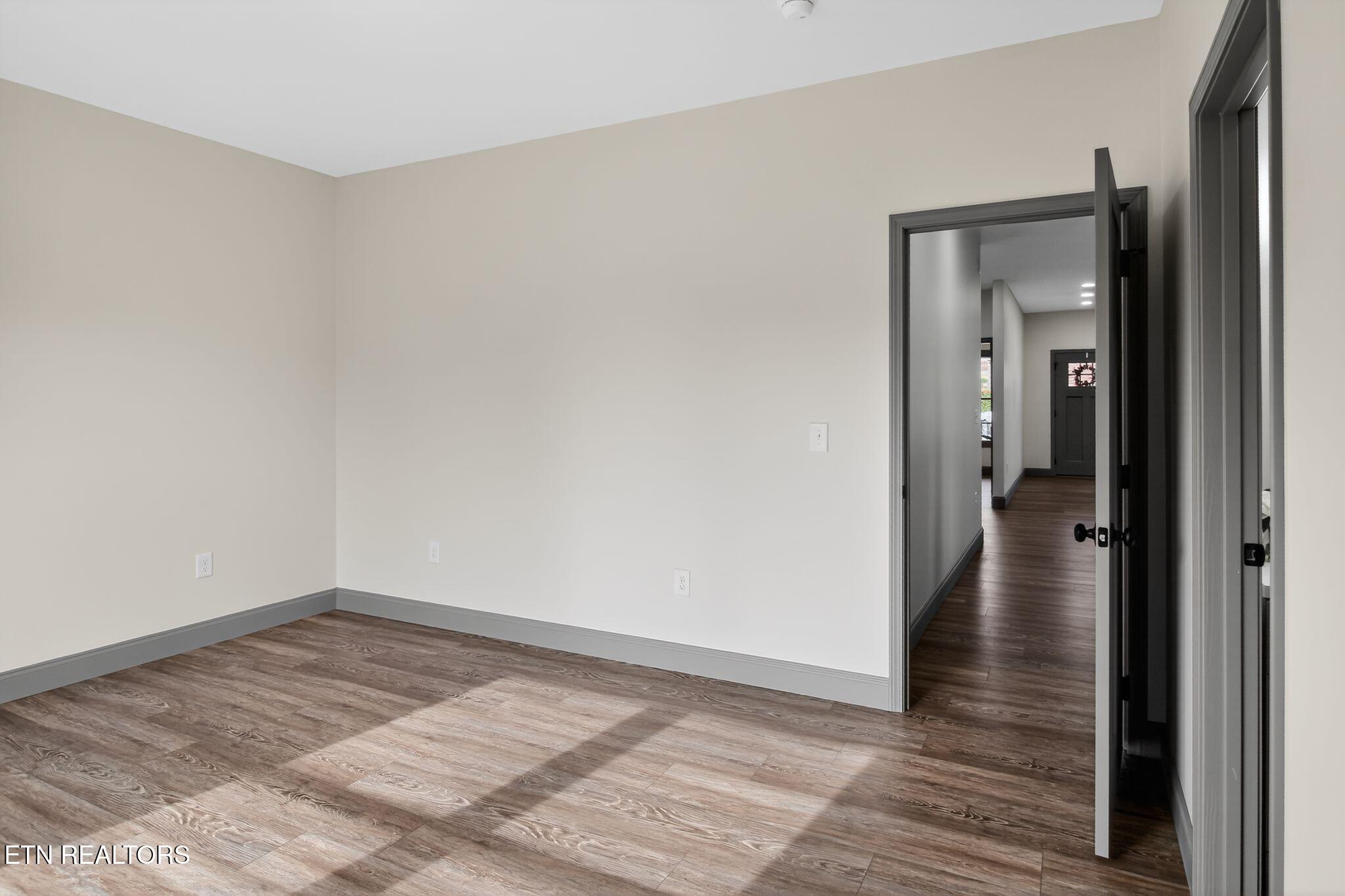 201 Cedar Street Loudon, TN 37774 - Photo 17 of 36 beyc69691d970abcb