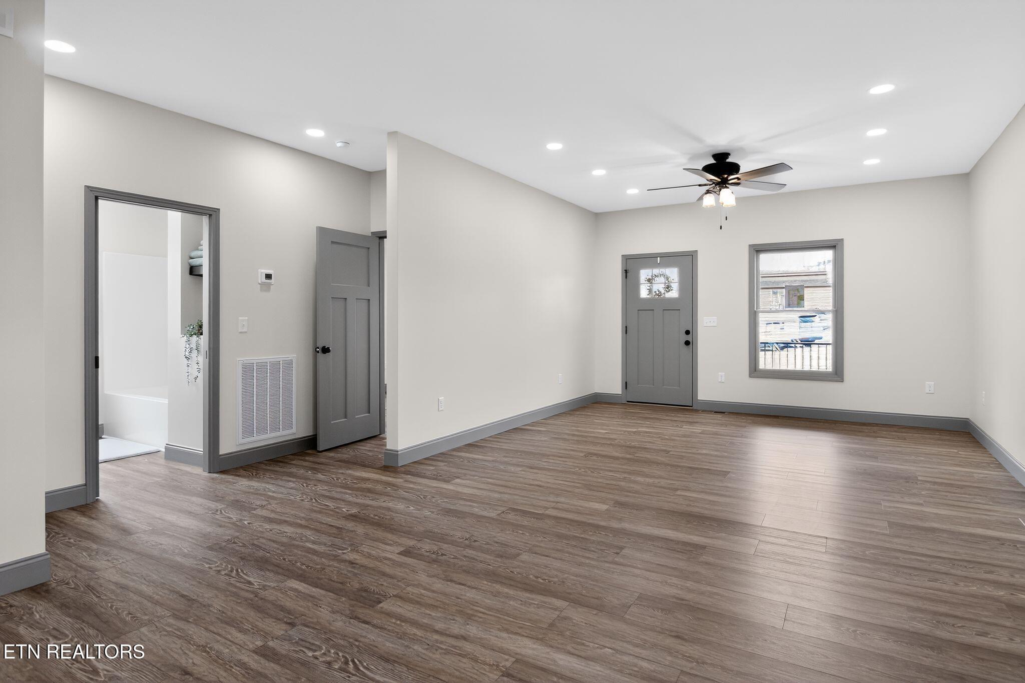 201 Cedar Street Loudon, TN 37774 - Photo 18 of 36 beyc69691d97e609f