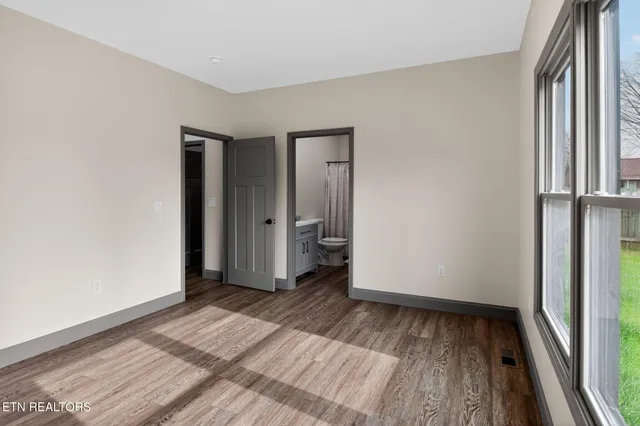 $299,000 | 201 Cedar Street, Loudon, TN 37774