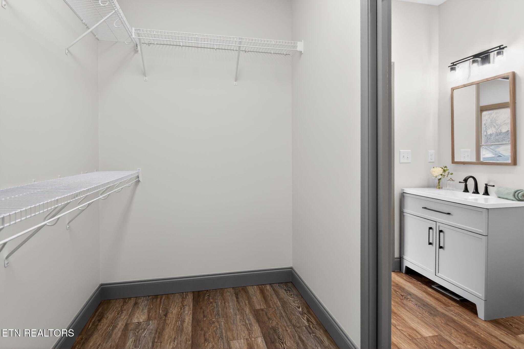 201 Cedar Street Loudon, TN 37774 - Photo 32 of 36 beyc69691da62330d