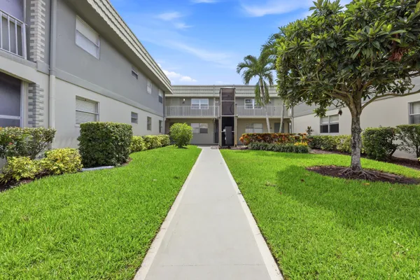 $49,500 | 91 Flanders B, Delray Beach, FL 33484