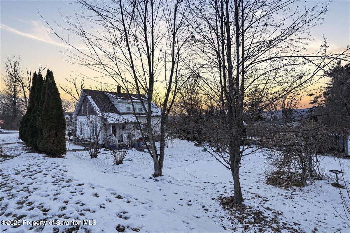 1425 Brook Street Scranton, PA 18505 - Photo 3 of 32 52-1425_Brook_St_045