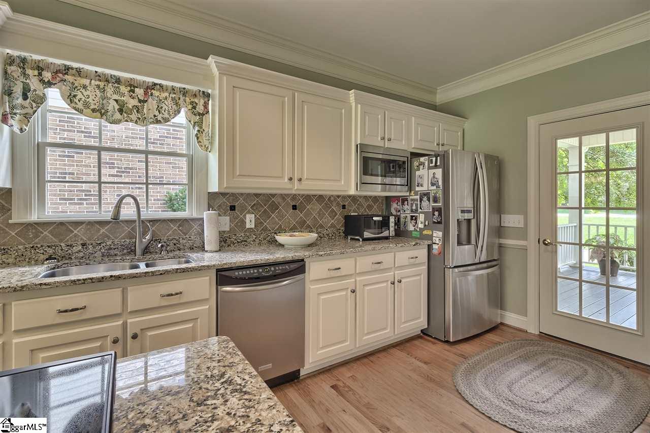 701 Spaulding Farm Road Greenville, SC 29615 - Photo 8 of 36 Gallery Image 8
