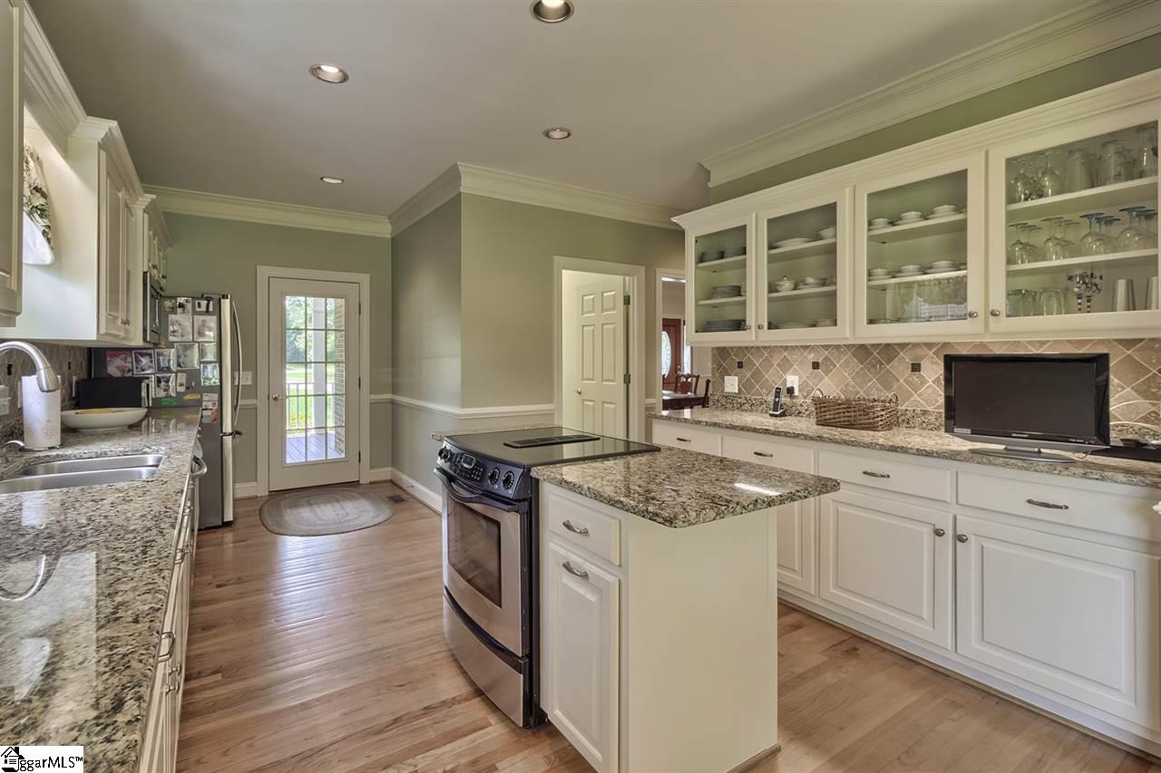 701 Spaulding Farm Road Greenville, SC 29615 - Photo 9 of 36 Gallery Image 9