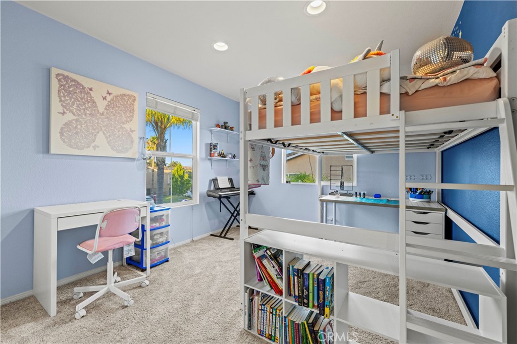 28238 Alton Way Castaic, CA 91384 - Photo 26 of 32