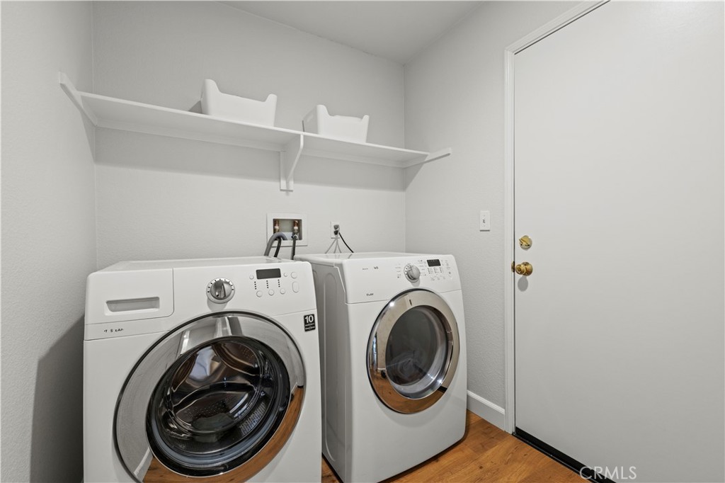 28238 Alton Way Castaic, CA 91384 - Photo 27 of 32