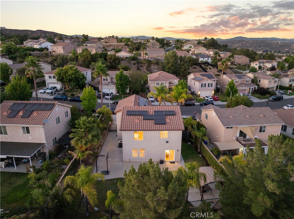 28238 Alton Way Castaic, CA 91384 - Photo 29 of 32