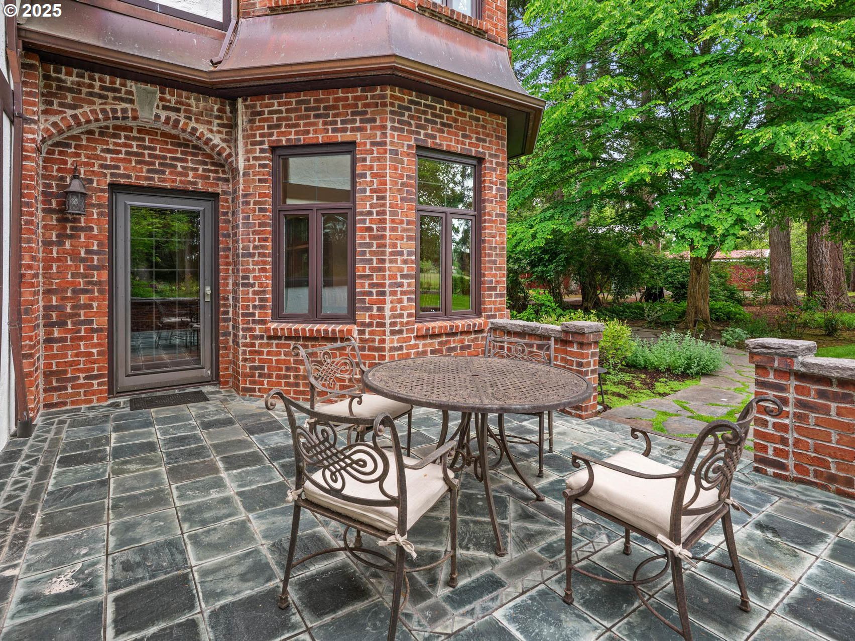 24825 Southwest Daniel Road Beaverton, OR 97078 - Photo 13 of 48 Patio