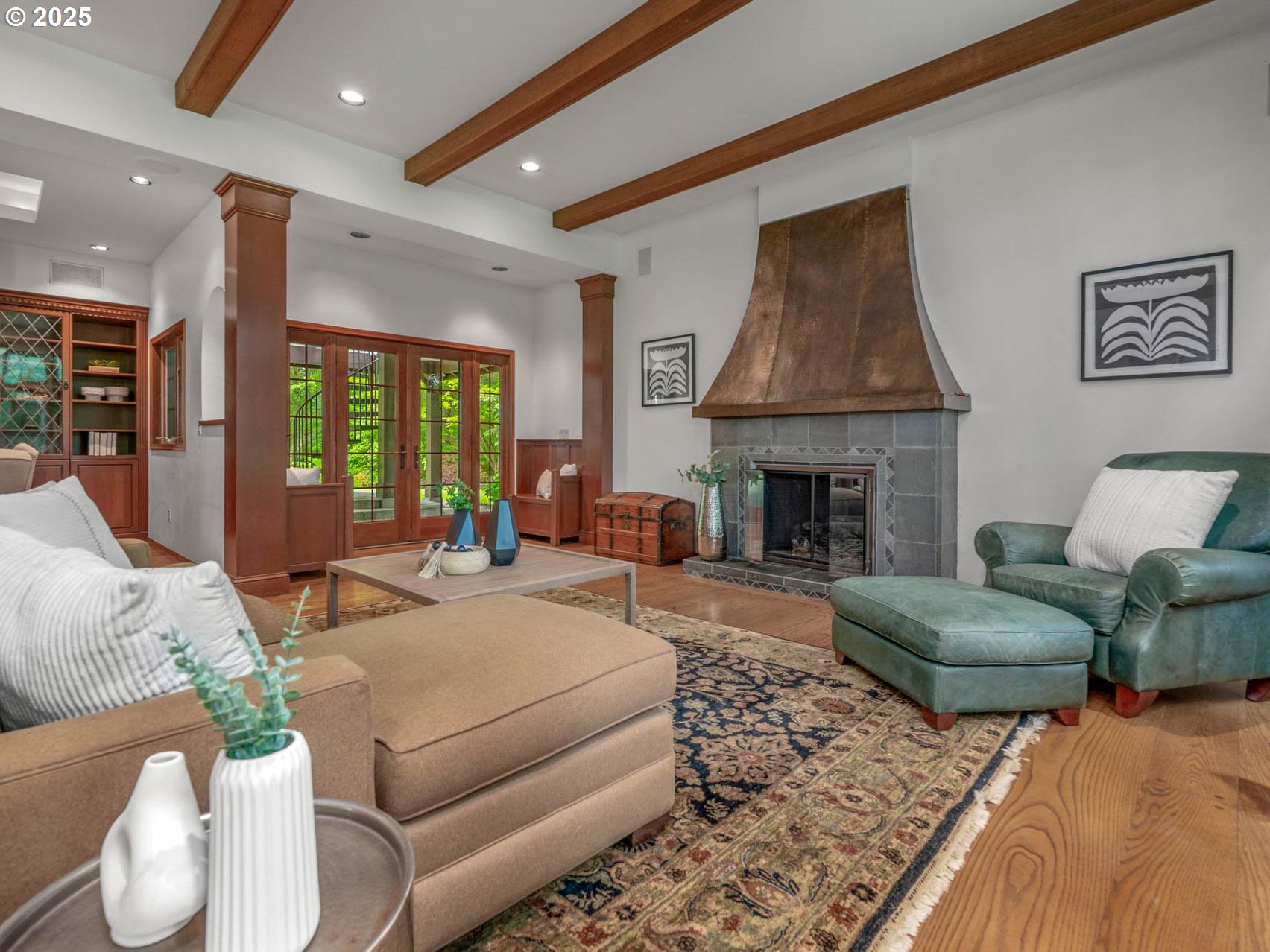 24825 Southwest Daniel Road Beaverton, OR 97078 - Photo 15 of 48 Family Room