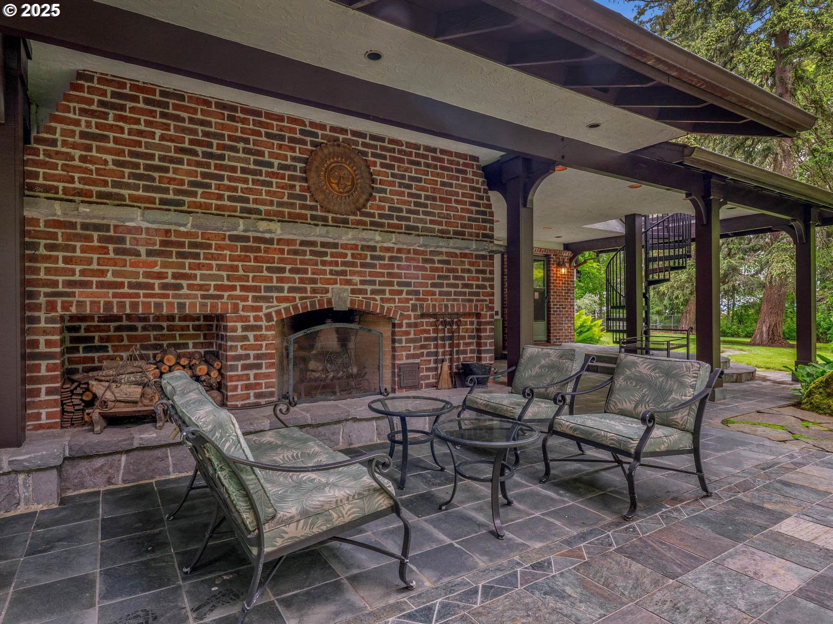 24825 Southwest Daniel Road Beaverton, OR 97078 - Photo 35 of 48 Covered Patio
