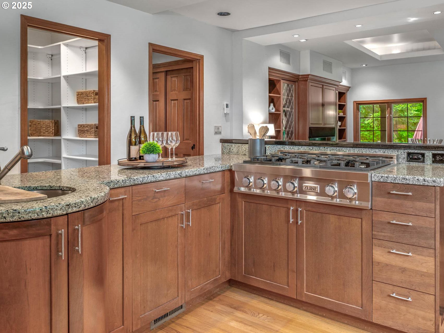 24825 Southwest Daniel Road Beaverton, OR 97078 - Photo 10 of 48 Kitchen